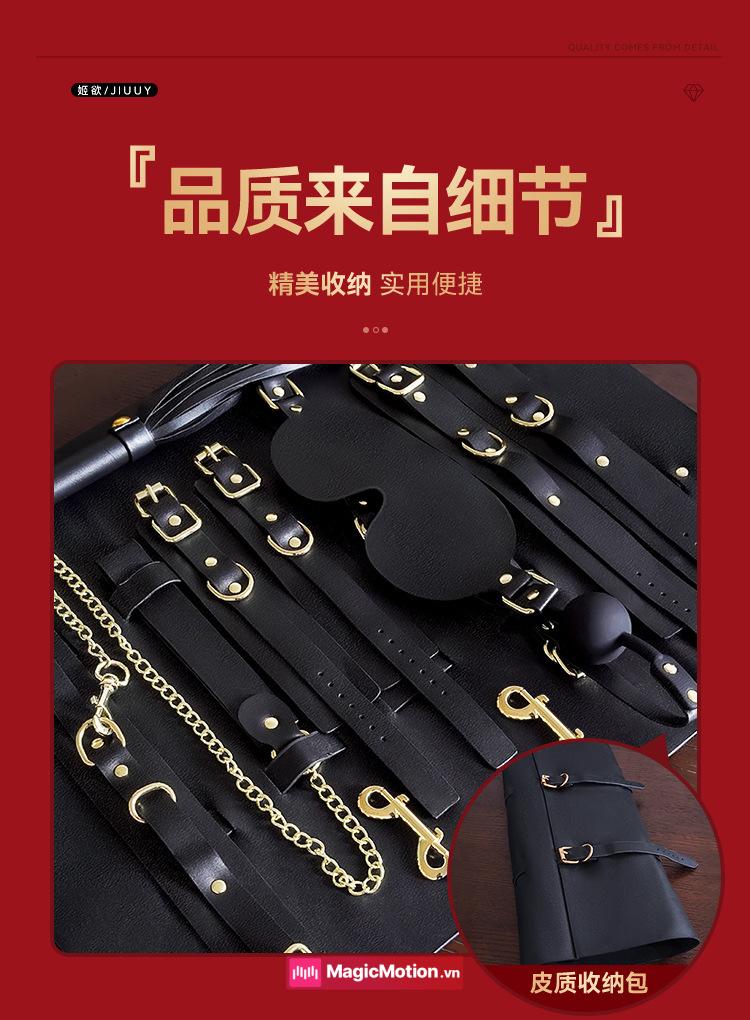 Bộ đồ chơi BDSM đỏ rượu chất lượng từ chi tiết